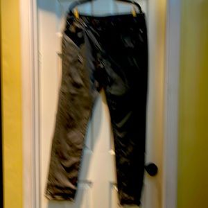 Polo Ralph Lauren mens army green 36/34 slim fit pants cotton like “jeans” .